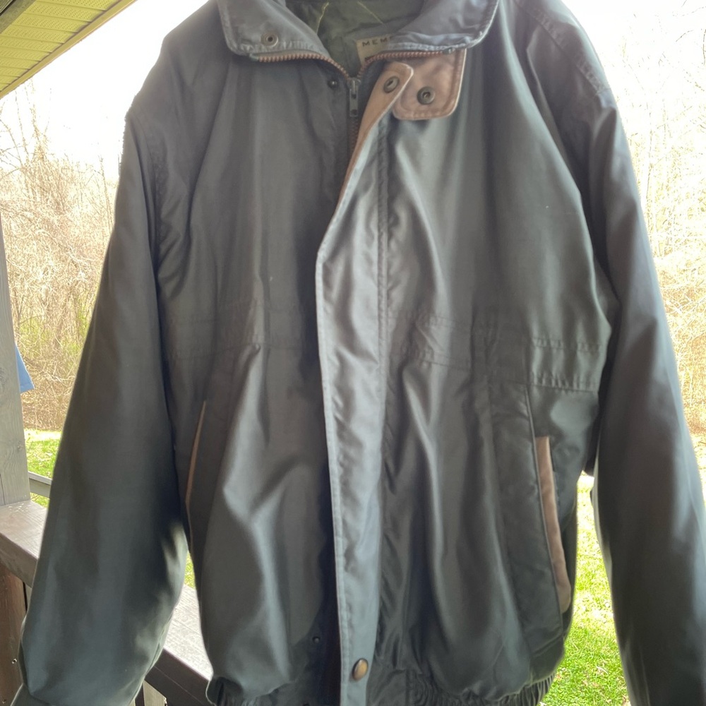 Nice Men’s  Green  Members Only Jacket. Size Small.  Great shape! - Picture 3 of 7